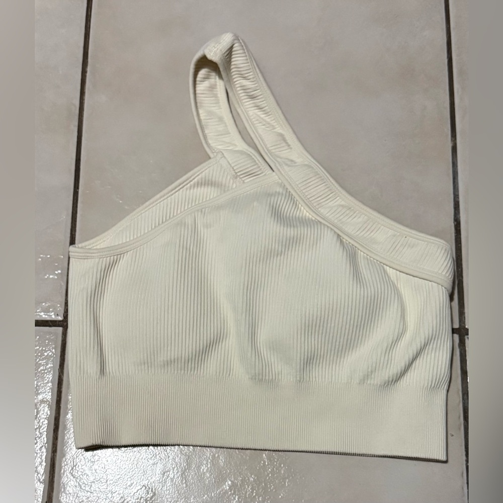 Beige Workout Set - Picture 2 of 3